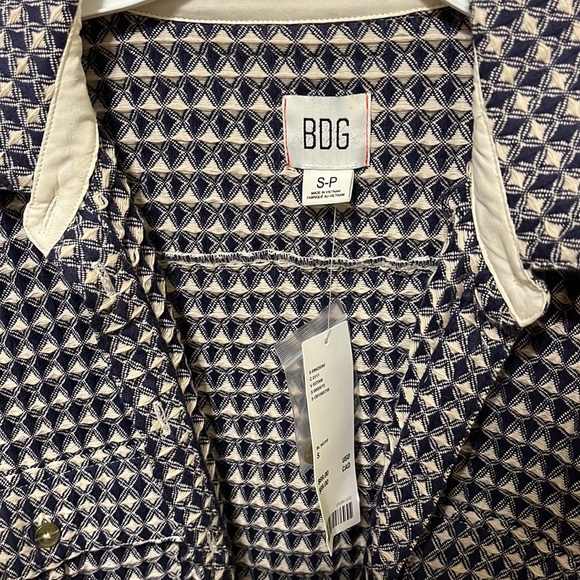 Urban Outfitters Oversized Flannel - Picture 3 of 4